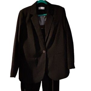 Calvin Klein Women’s Black Suit One Button Jacket and Modern Fit Pants 16W